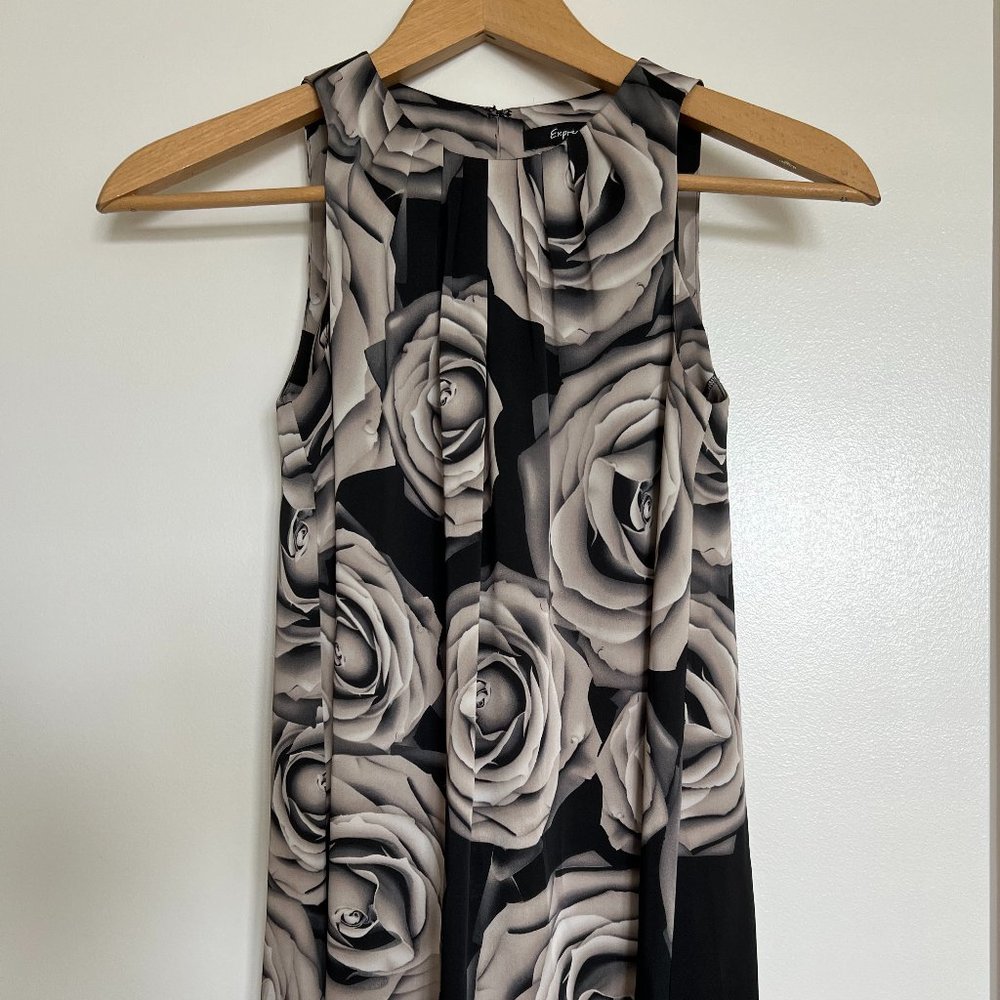 Express Black and White Flowered Tunic Tank